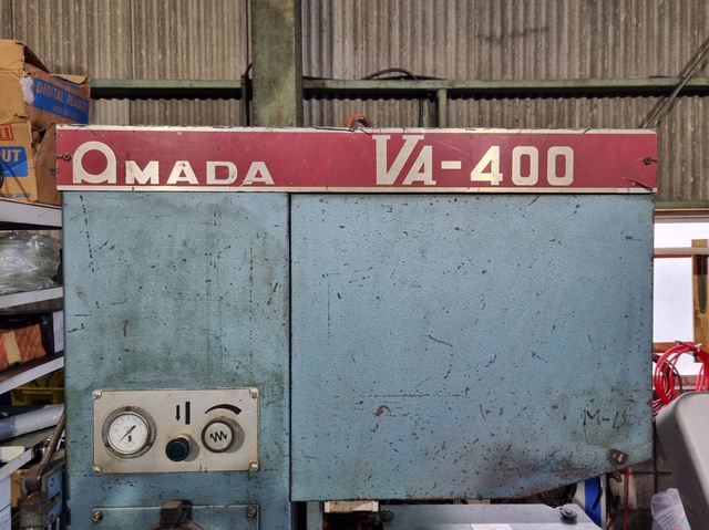 アマダ VA-400 コンターマシン