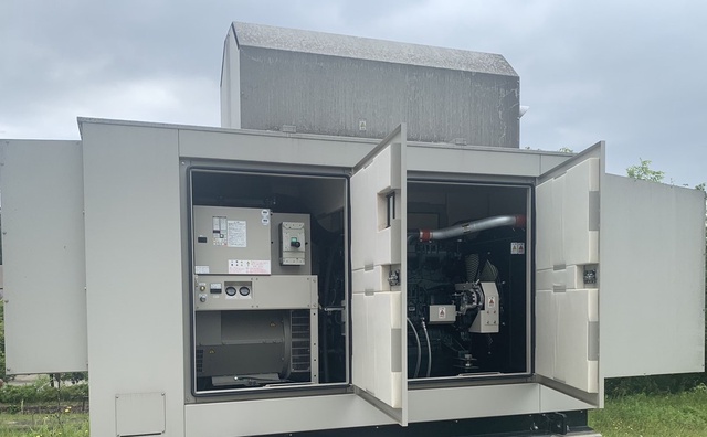 ヤンマーエネルギーシステム AP230D-6T 非常用ディーゼル発電機