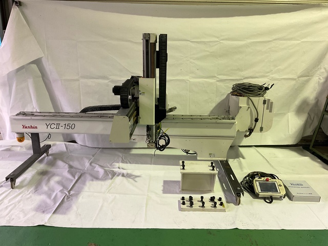 ユーシン精機 YCⅡ-150D-19 取出し機