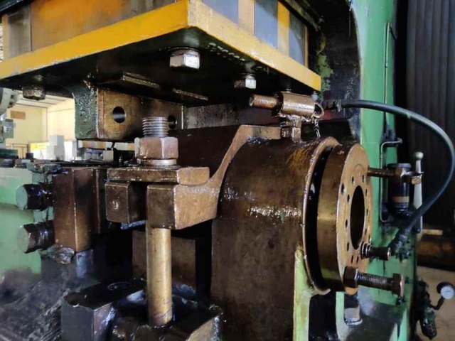万陽 LBS450-105S 450T熱間鍛造プレス