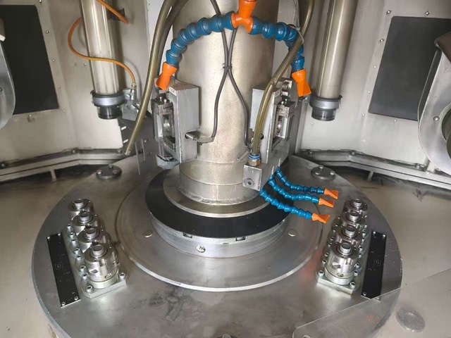 SINJET CNC工具研削盤